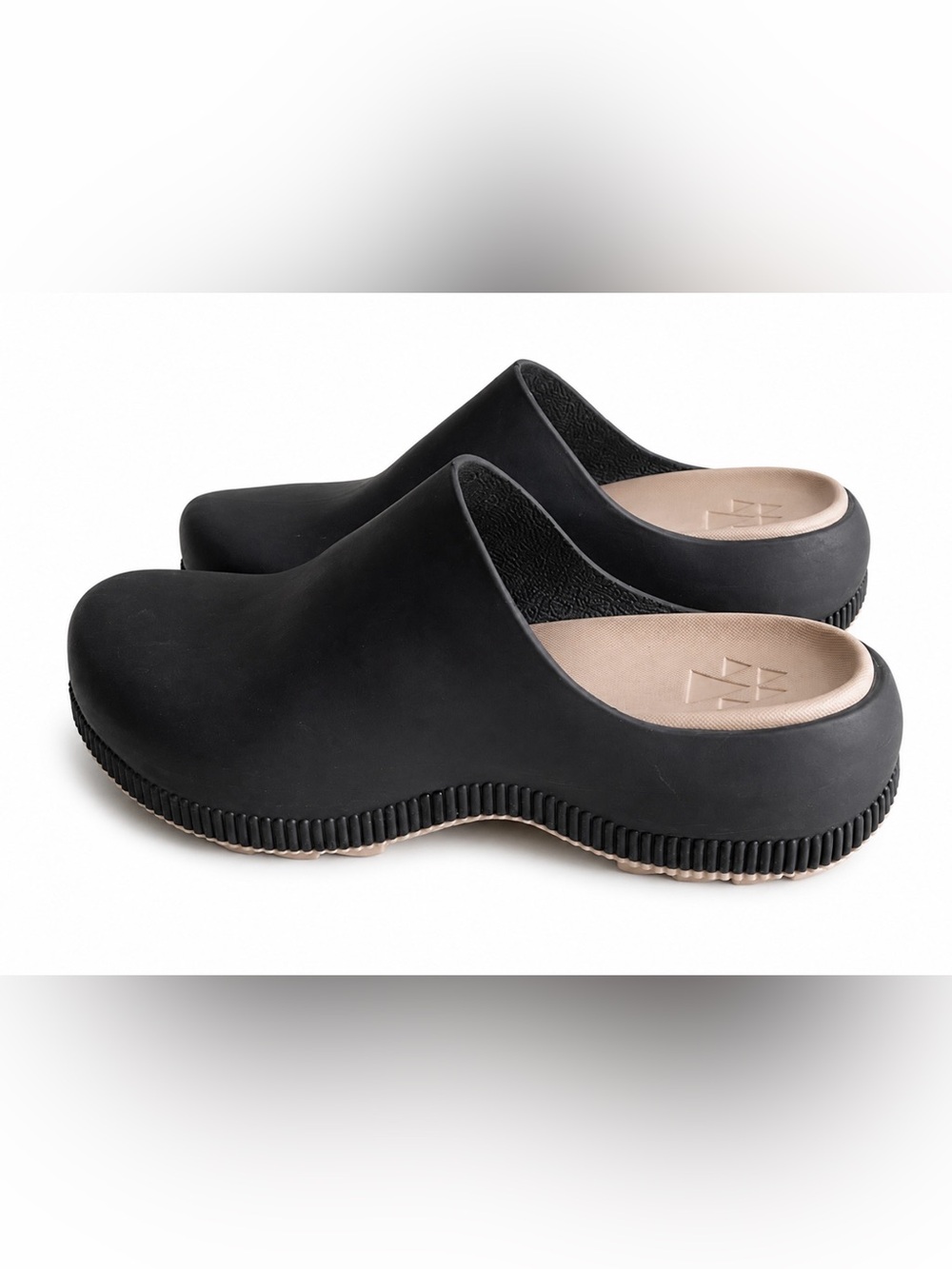 Cougar Women’s SVEN LuxeMotion Clog Mules Size 9